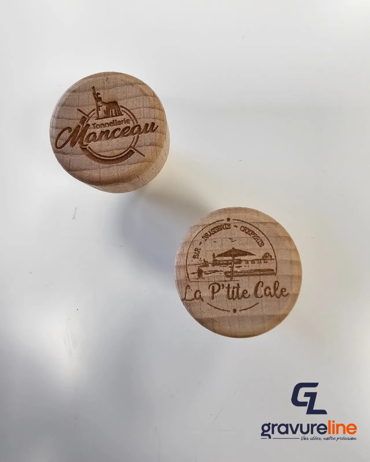 Bouchon pers (1) — Gravureline