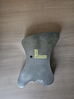 Guitare gravée — vignette 6